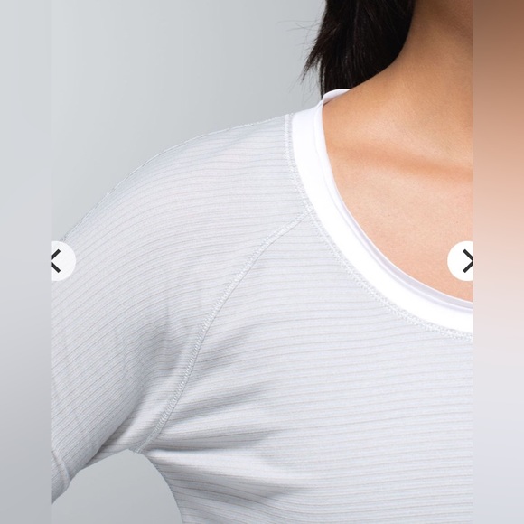 NWOT Lululemon Lightened Up Long Sleeve
Heathered Light Grey / White - Picture 4 of 9